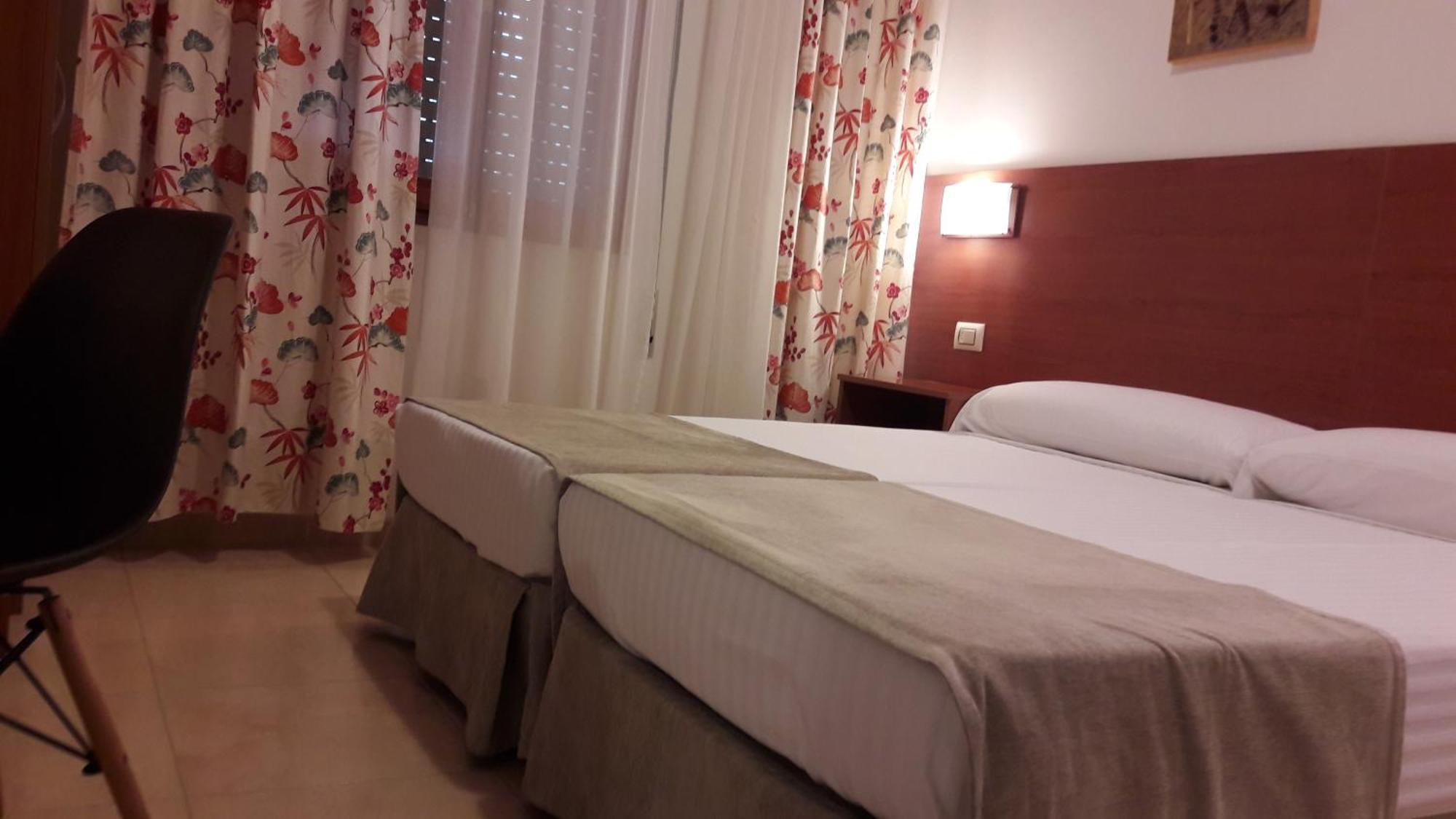 Hotel Torres Tourino Санксенсо Екстериор снимка