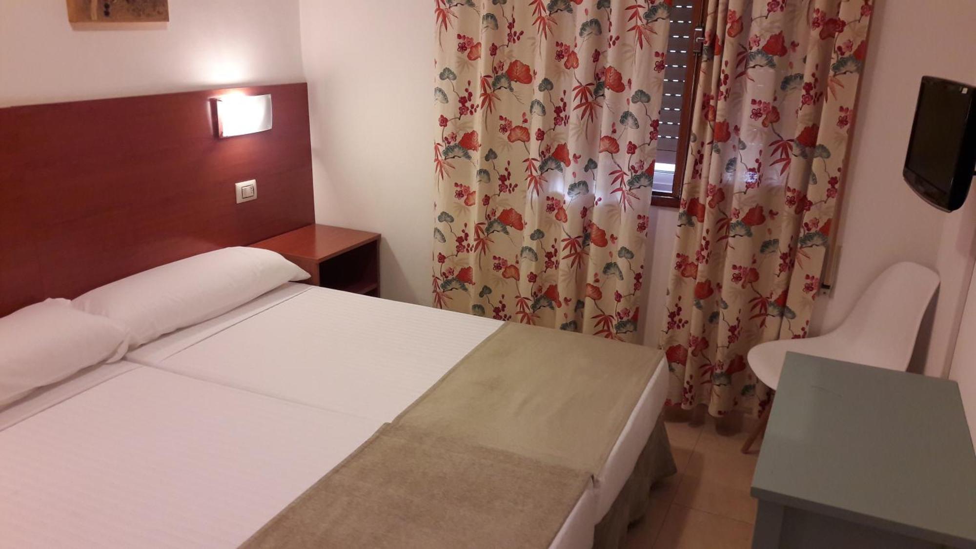 Hotel Torres Tourino Санксенсо Екстериор снимка