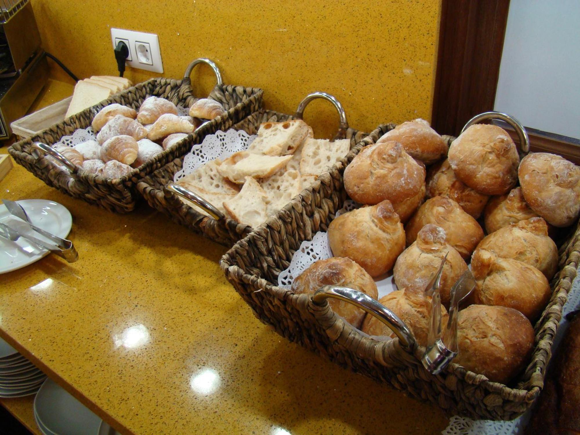 Hotel Torres Tourino Санксенсо Екстериор снимка