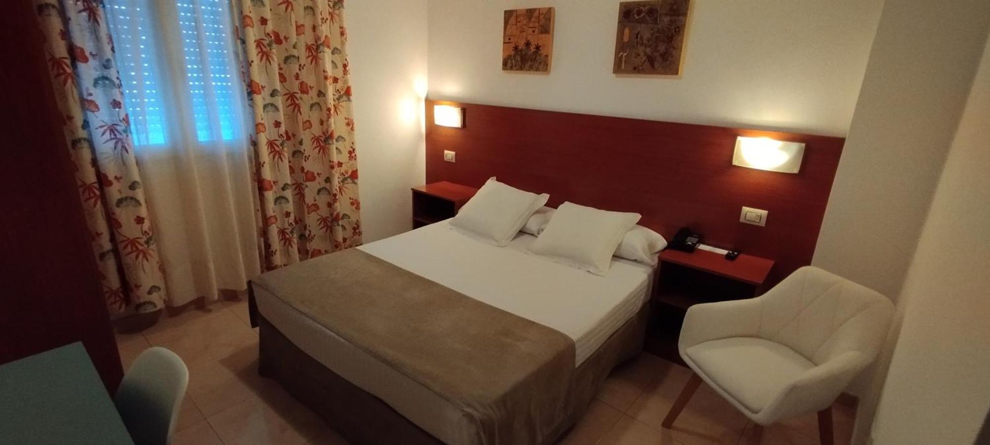 Hotel Torres Tourino Санксенсо Екстериор снимка